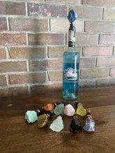 Load image into Gallery viewer, PLUSHLIFE Crystal Wine Bottle Shive
